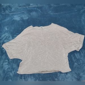 Brown and cream vertical lined tee cropped top